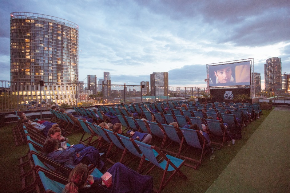 Transats du Rooftop Film Club de Londres