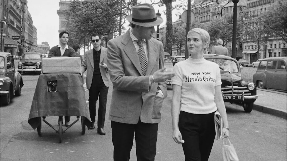 Zoey Deutch dans Nouvelle Vague