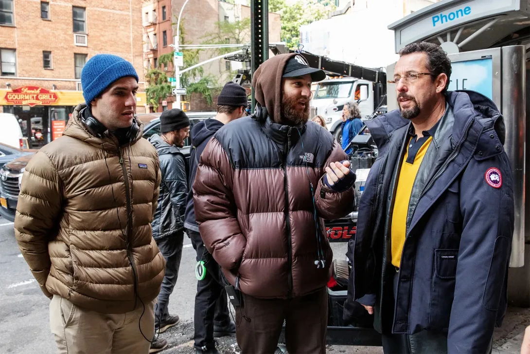 Benny, Josh Safdie et Adam Sandler, ©Julieta Cervantes/A24