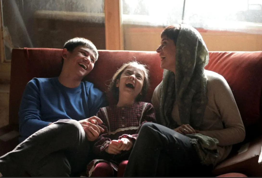 Photo du film Woman and Child